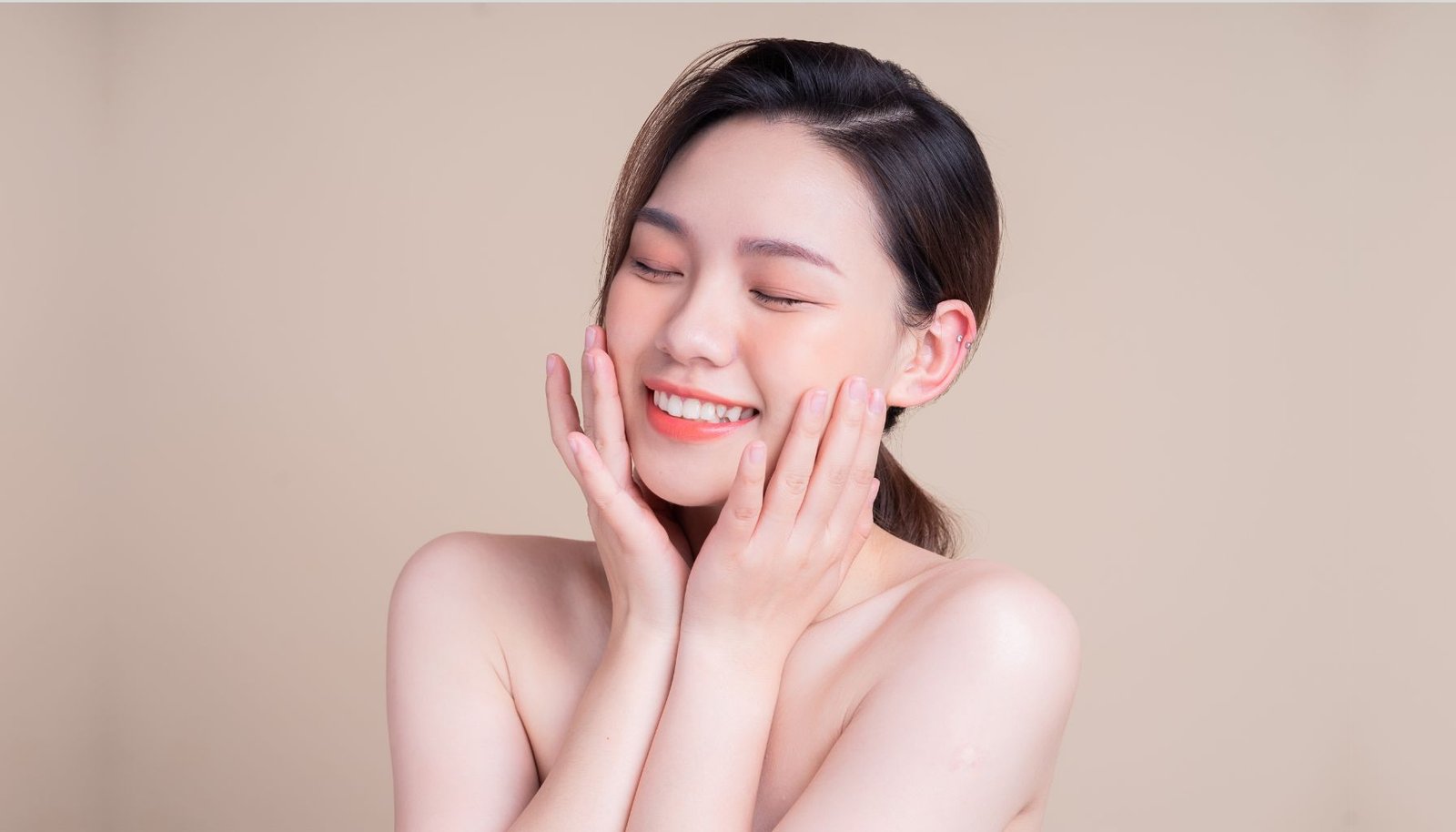 Alpha Arbutin dan Perannya dalam Mencerahkan Kulit